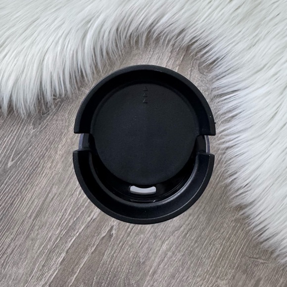 NWT 2013 STARBUCKS Two Holiday Red & White 16oz Tumblers - Picture 3 of 6